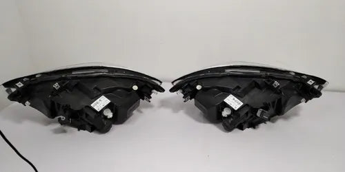 Par Farol Bmw 120i Serie 1 16a19 P/xênon Original Hella Novo